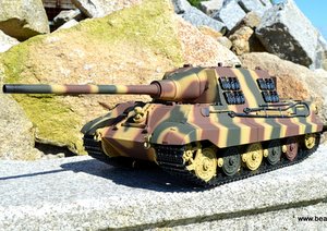 RC tank JagdTiger - Airsoft 2.4 GHz - Kovová edice, maskovaný